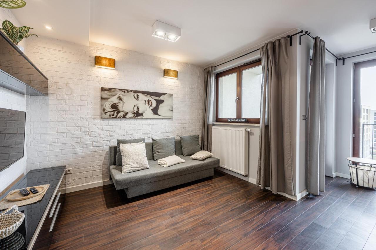 Spacious Studio Ac View Pokorna 2 Parking Warsaw Luaran gambar
