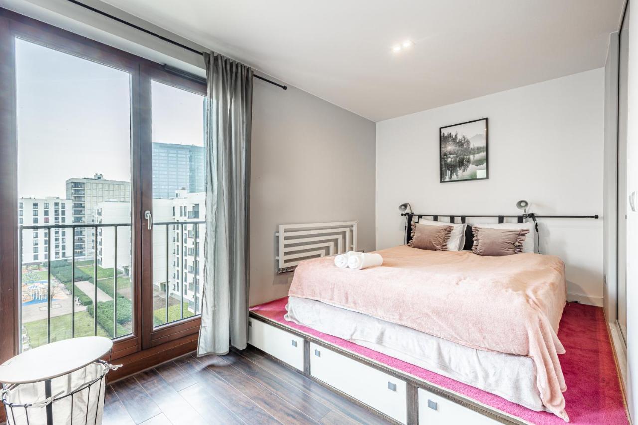 Spacious Studio Ac View Pokorna 2 Parking Warsaw Luaran gambar